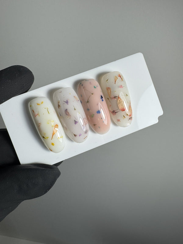 Tiny Botanicals