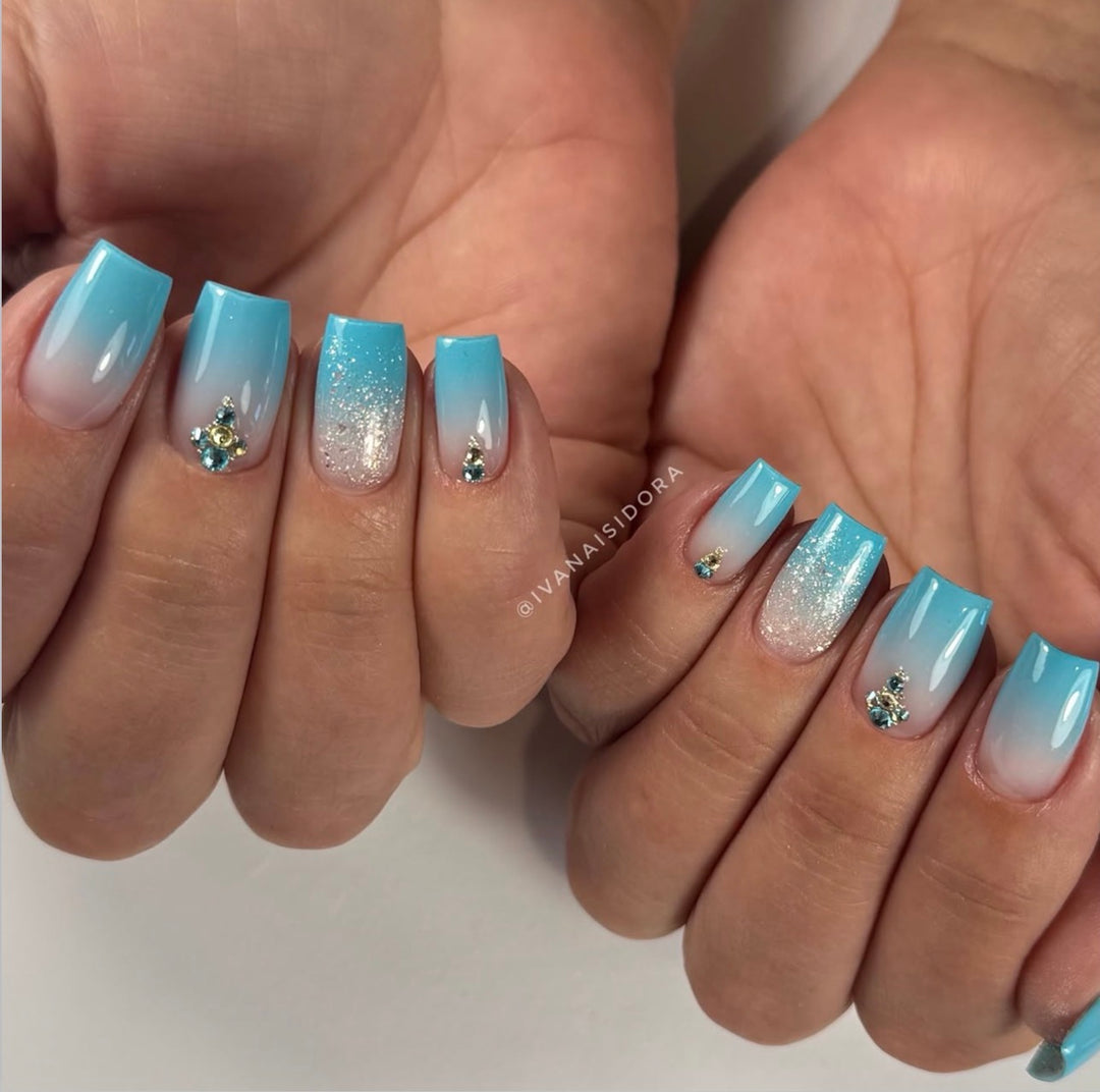Gel Polish N°165 CLOUDLESS SKY 10ml