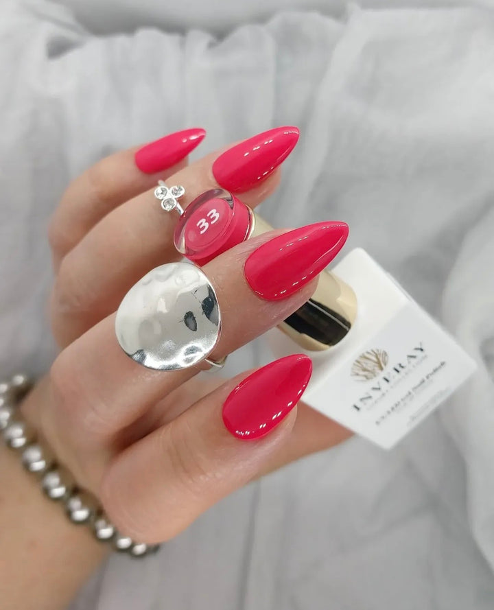 Gel Polish N°33 INTIMACY 10ml