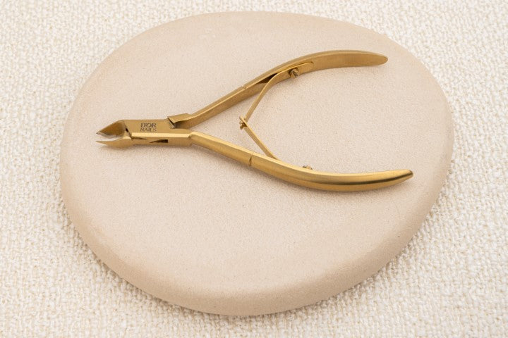Cuticle Nipper Mat Gold